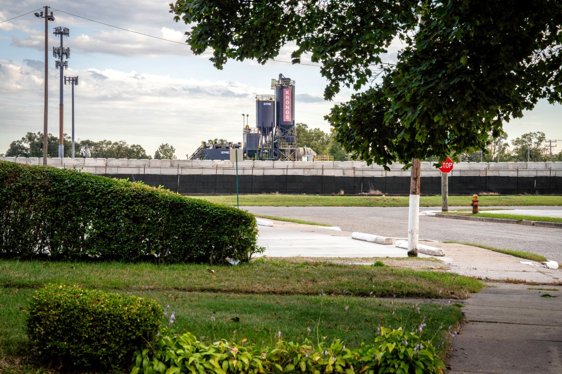 Detroit Could Block Billionaire-Owned Concrete Plant From Further Neighborhood Expansion