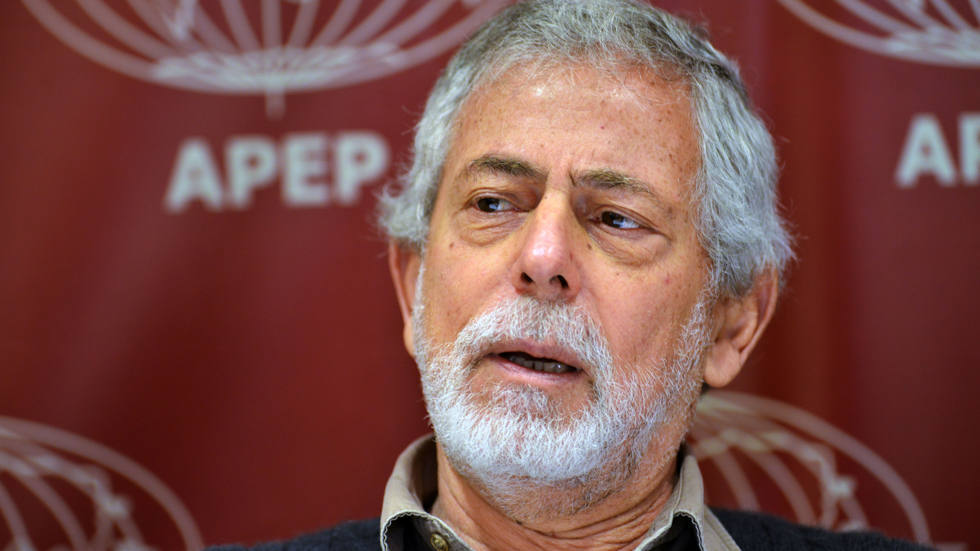 ‘Bought-off, corrupt’: Argentine president attacks ICIJ member Hugo Alconada Mon